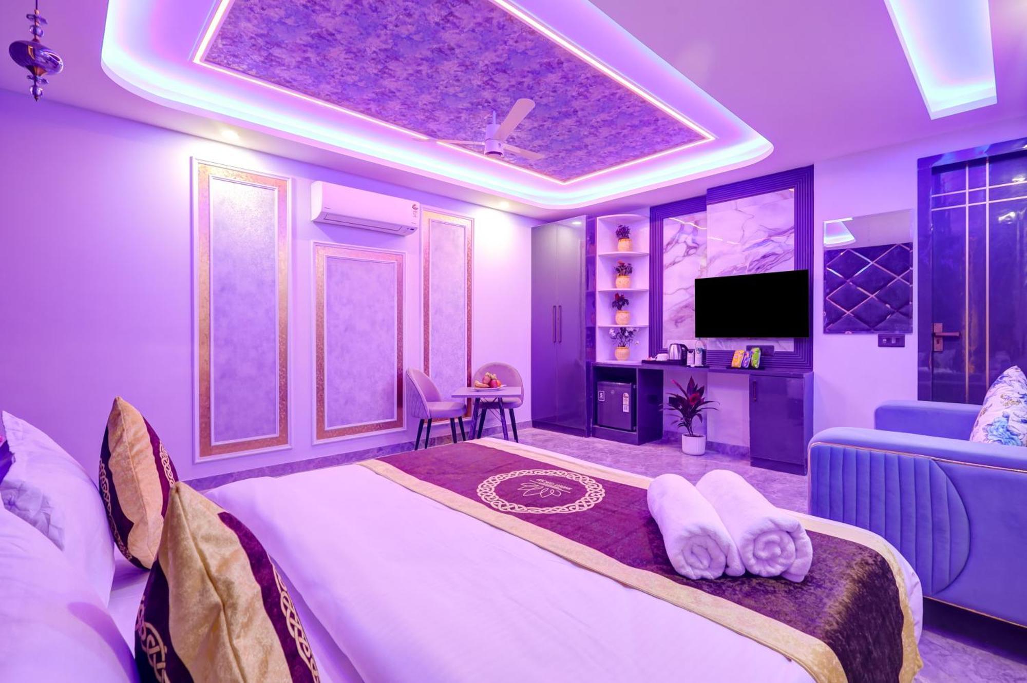 Hotel Armani Suites By Smart Group New Delhi Bagian luar foto