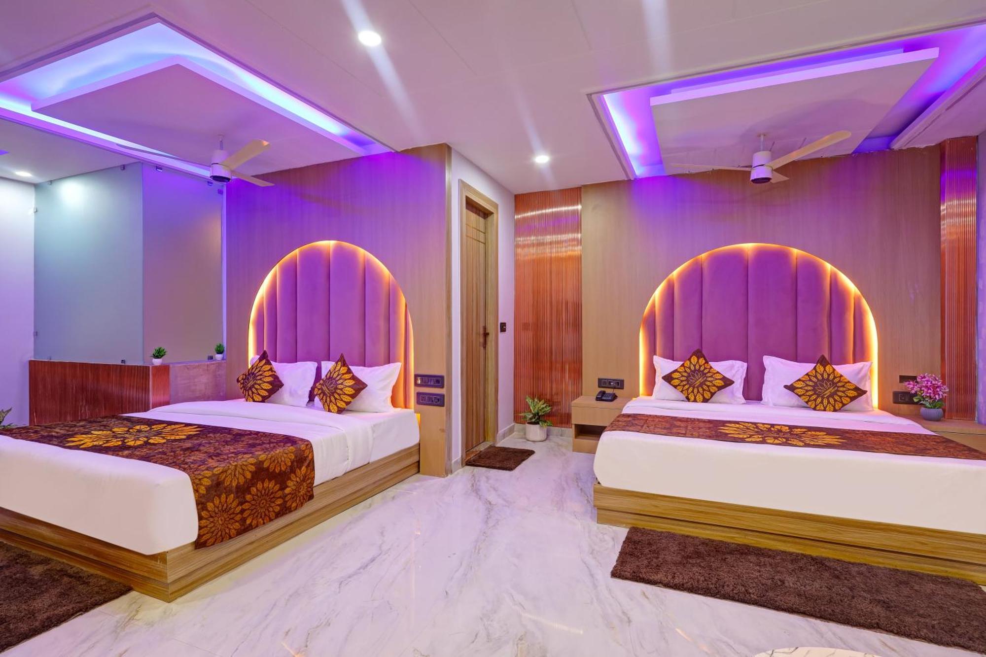 Hotel Armani Suites By Smart Group New Delhi Bagian luar foto