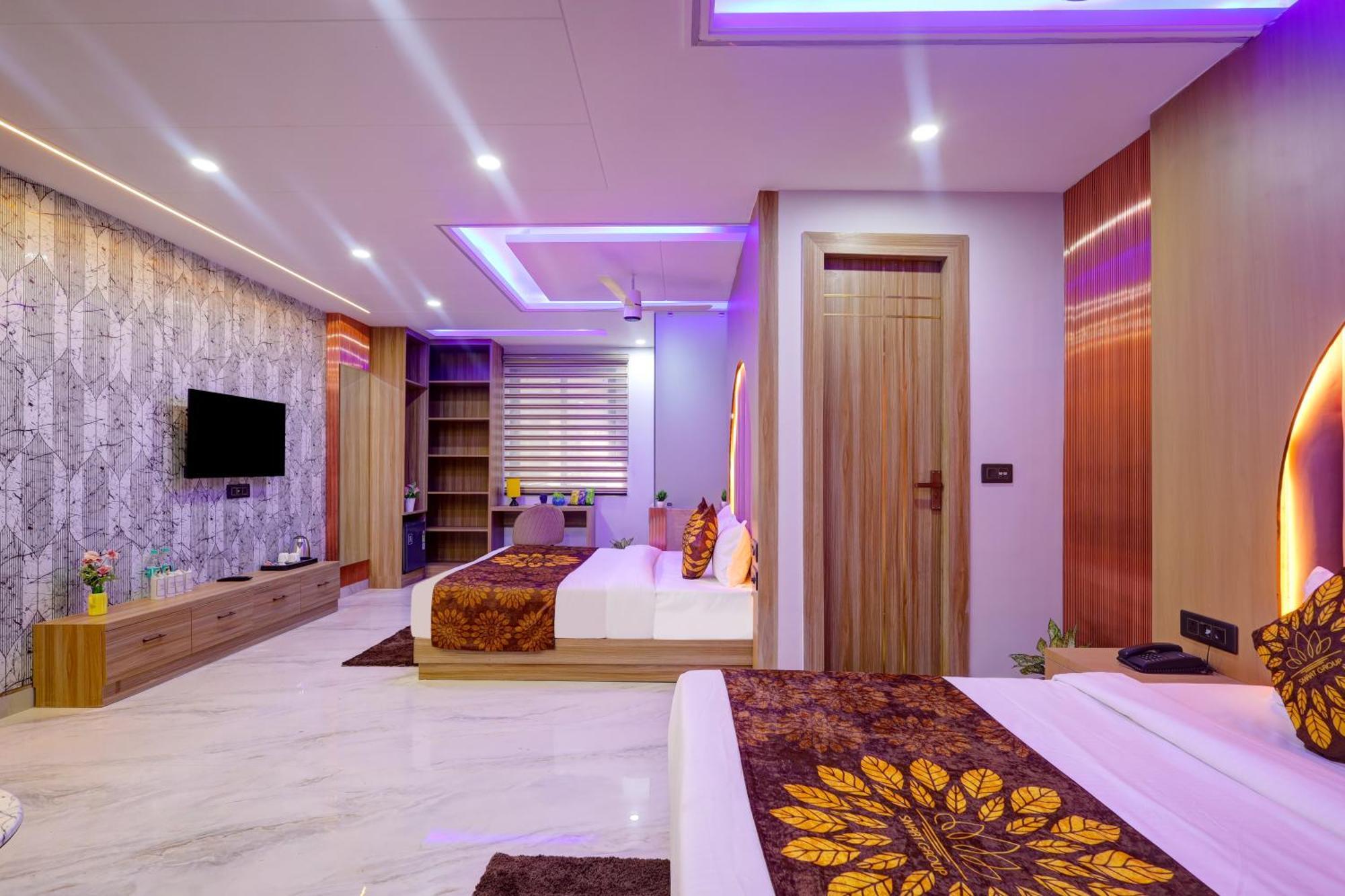 Hotel Armani Suites By Smart Group New Delhi Bagian luar foto