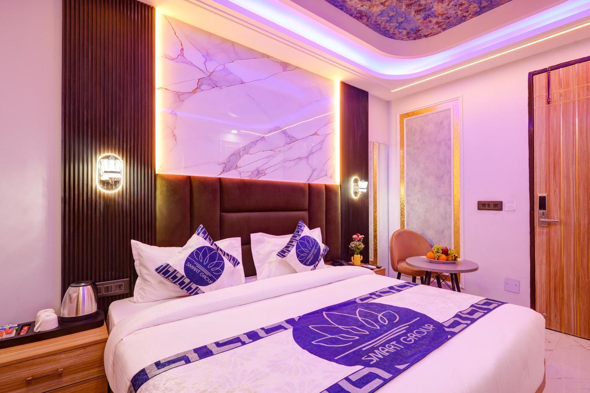 Hotel Armani Suites By Smart Group New Delhi Bagian luar foto